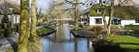 FOTO! Viata simpla: Satul de vis din Olanda, fara niciun drum