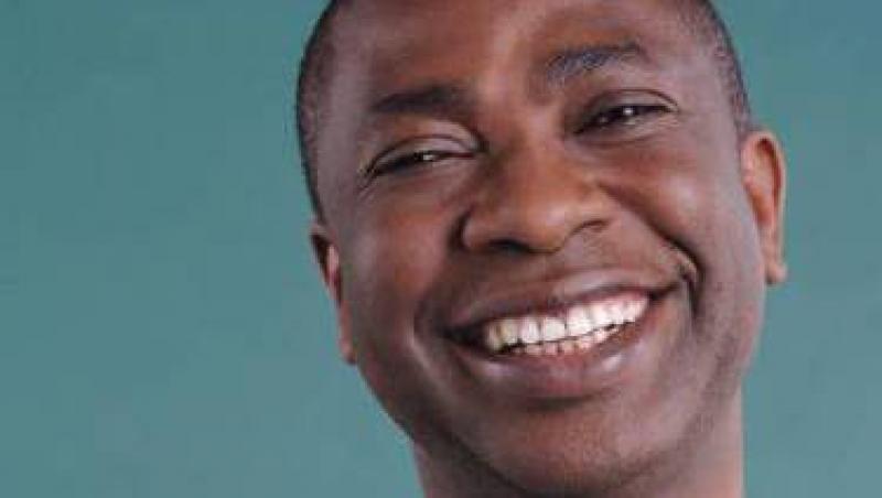 Cantaretul Youssou N'Dour va candida la alegerile prezidentiale din Senegal
