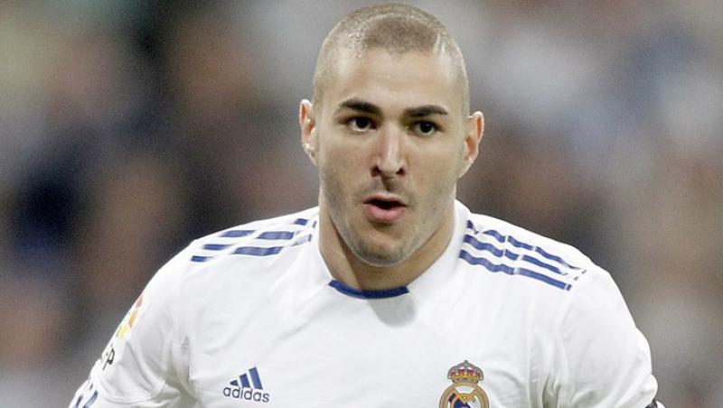 Benzema l-a egalat pe Zidane