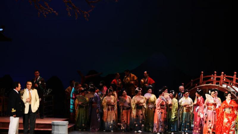Tenorul mexican Jose Manuel Chu debuteaza pe scena Operei Nationale din Bucuresti
