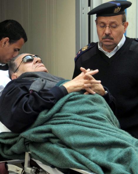 Procurorii egipteni cer pedeapsa cu moartea pentru Hosni Mubarak