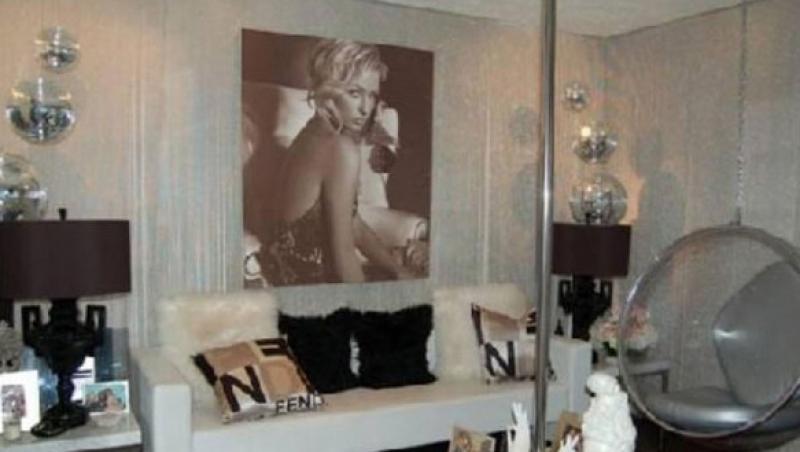 FOTO! Uite casa luxoasa de care s-a plictisit Paris Hilton!