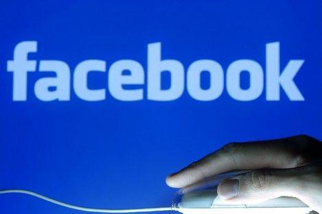 Studiu: de ce e bine sa dai fostilor iubiti 'unfriend' pe Facebook?