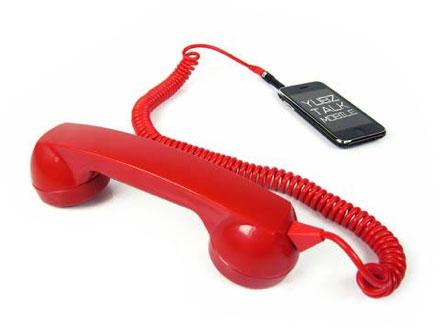 Cat poti sa vorbesti la telefon? Numarati zerourile facturii primite de o frantuzoaica!