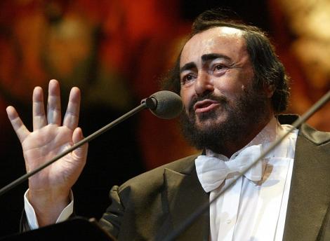 S-a intamplat pe 12 octombrie: S-a nascut tenorul italian Luciano Pavarotti