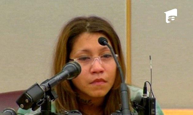 Statele Unite: O femeie a primit 99 de ani de inchisoare, dupa ce si-a lipit copilul de perete cu superglue