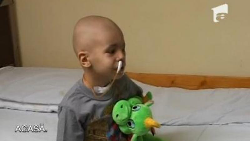Copilul operat de tumoarea gigant de pe fata a fost externat