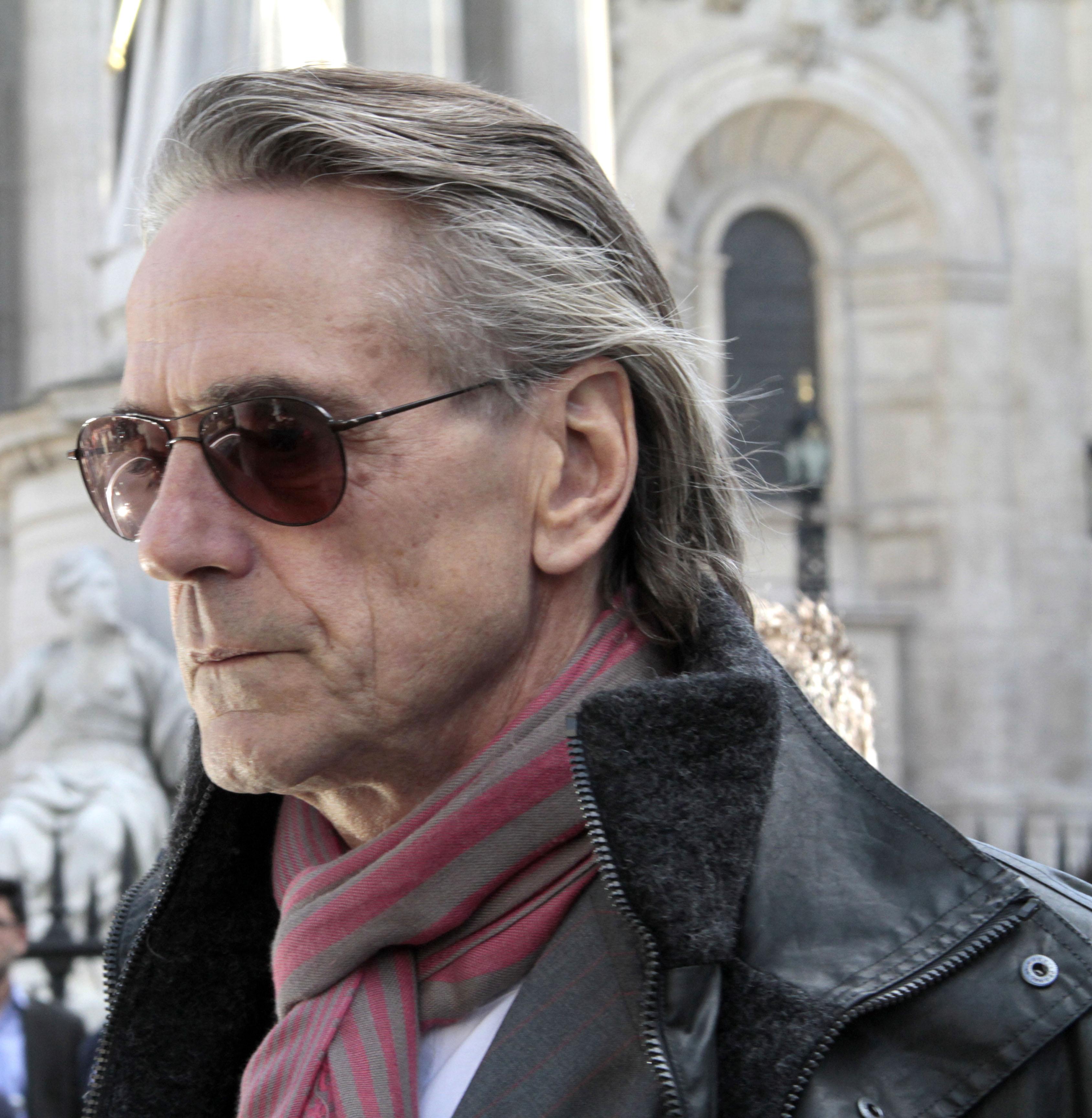 Jeremy Irons a facut turul Transilvaniei pe motocicleta