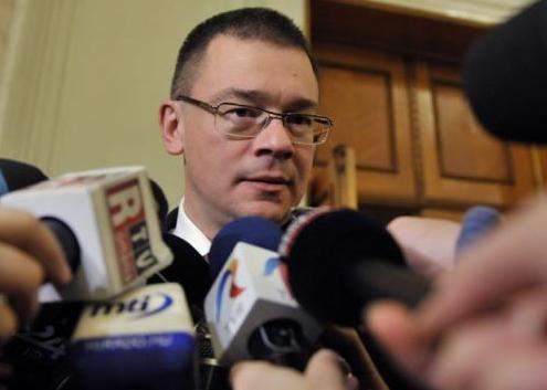 MRU, despre candidatura lui Becali: "In locul lui Antonescu, mi-ar fi rusine sa ma uit la portretele Bratienilor"