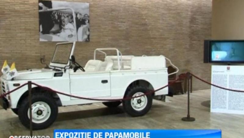 La Vatican s-a deschis o expozitie de papamobile