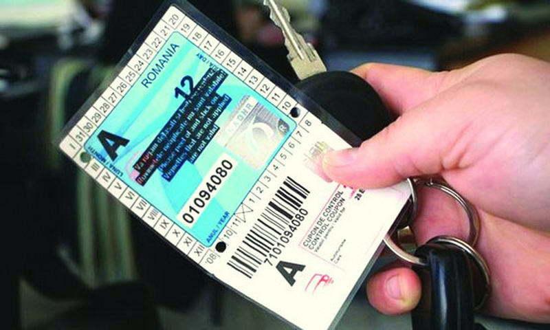 Amenda RECORD pentru un sofer! Trebuie sa plateasca 16.000 de lei dupa ce a fost prins de politisti