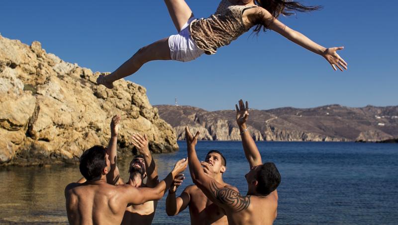 GALERIE FOTO! Fetele de la Next Top Model au innebunit grecii cu picioarele lor! Uite-le in toata splendoarea!