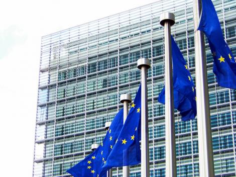 Comisia Europeana a notificat oficial Guvernul privind intrarea in procedura de presuspendare a trei programe operationale