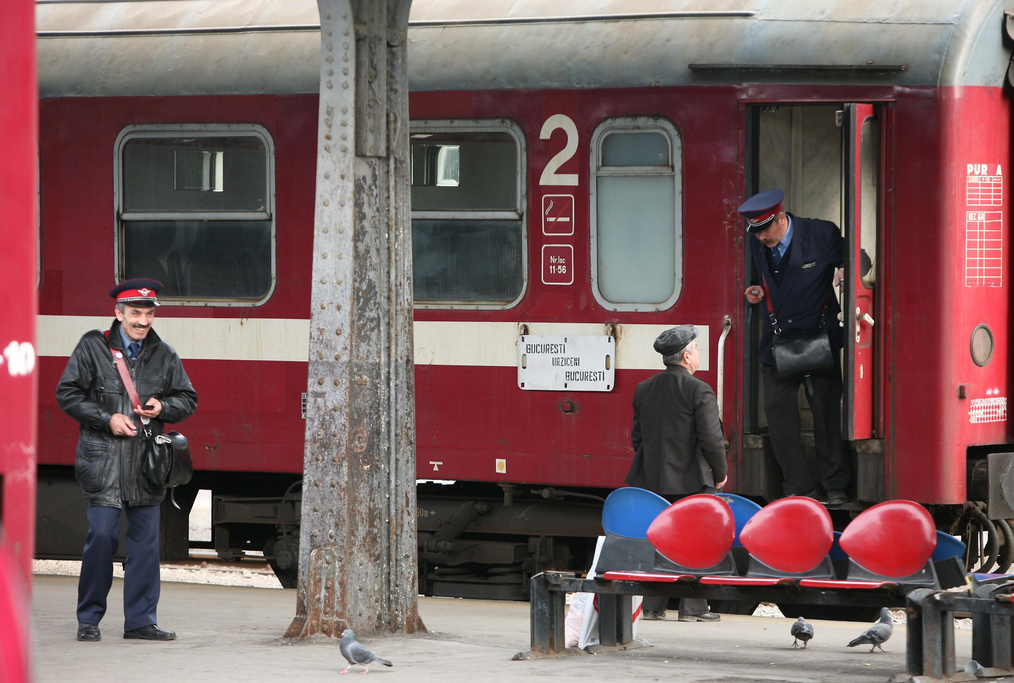 UPDATE! Toti "nasii" de la CFR, reţinuţi pentru luare de mita, au fost eliberati