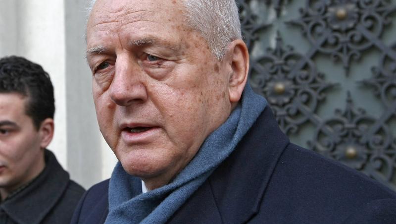 Jean Padureanu, presedintele clubului Gloria Bistrita, a fost talharit in fata casei sale