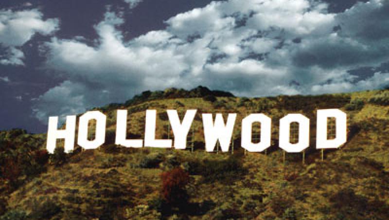 „Hollywood”-ul se vopseste! Faimoasele litere, in renovare pentru aniversarea de 90 de ani