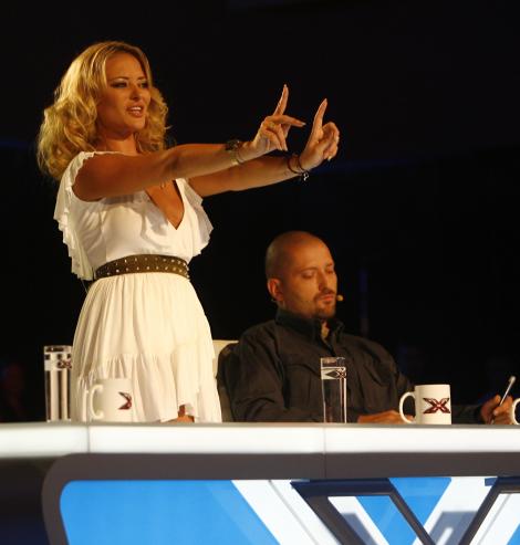 ACUM, vezi LiveVIDEO X Factor - a doua editie de BOOTCAMP!