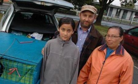 La Nouvelle Republique: Drama unei familii de romani cu doi copii, care "locuieste" intr-o masina