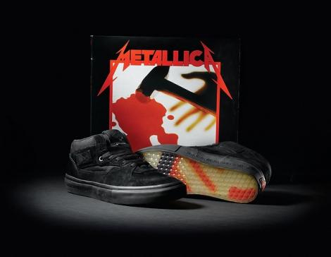Rockerii de la Metallica vor lansa o colectie de pantofi sport