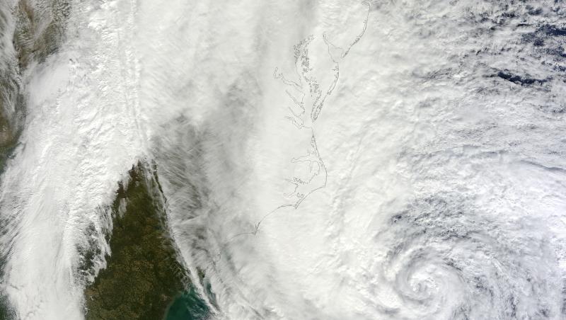 Uraganul Sandy, vazut din spatiu. NASA monitorizeaza dezastrul