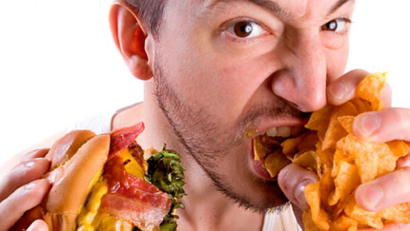 Sa fii platit cu 35.000 de dolari pentru a manca zilnic hamburgeri si cartofi prajiti? In SUA este posibil!