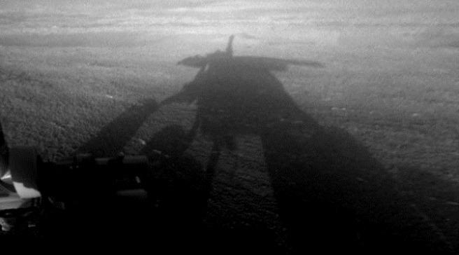 Roverul Curiosity a dat Check-in pe Marte