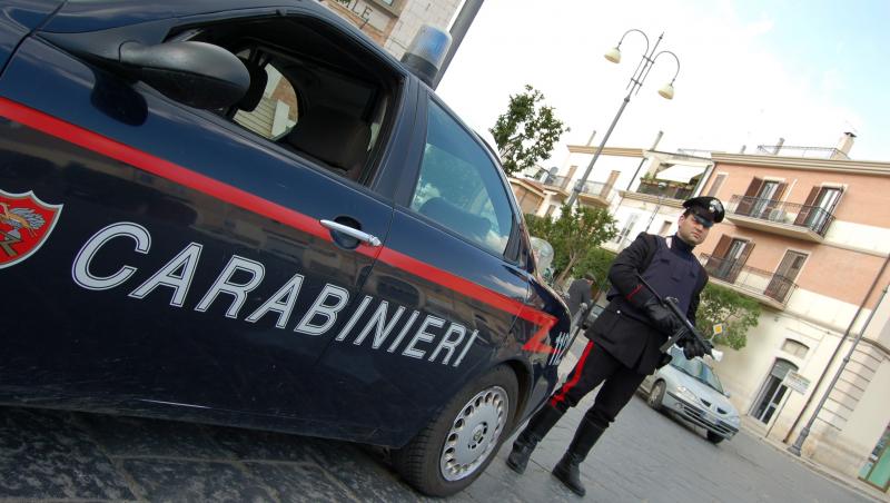 Roman din Italia, arestat dupa ce a jefuit o tanara deghizat in politist