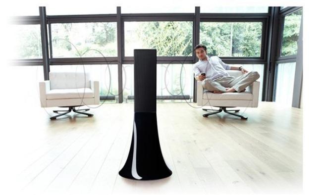 Parrot lanseaza boxa inteligenta Zikmu Solo