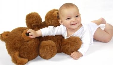 Vom implora strainii sa munceasca in Romania: NU este un scenariu SF, ci consecinta crizei demografice