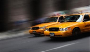 Taximetria face casa buna cu tehnologia: cum vor operatorii telecom si antreprenorii sa remodeleze o piata "rupta din trecut"