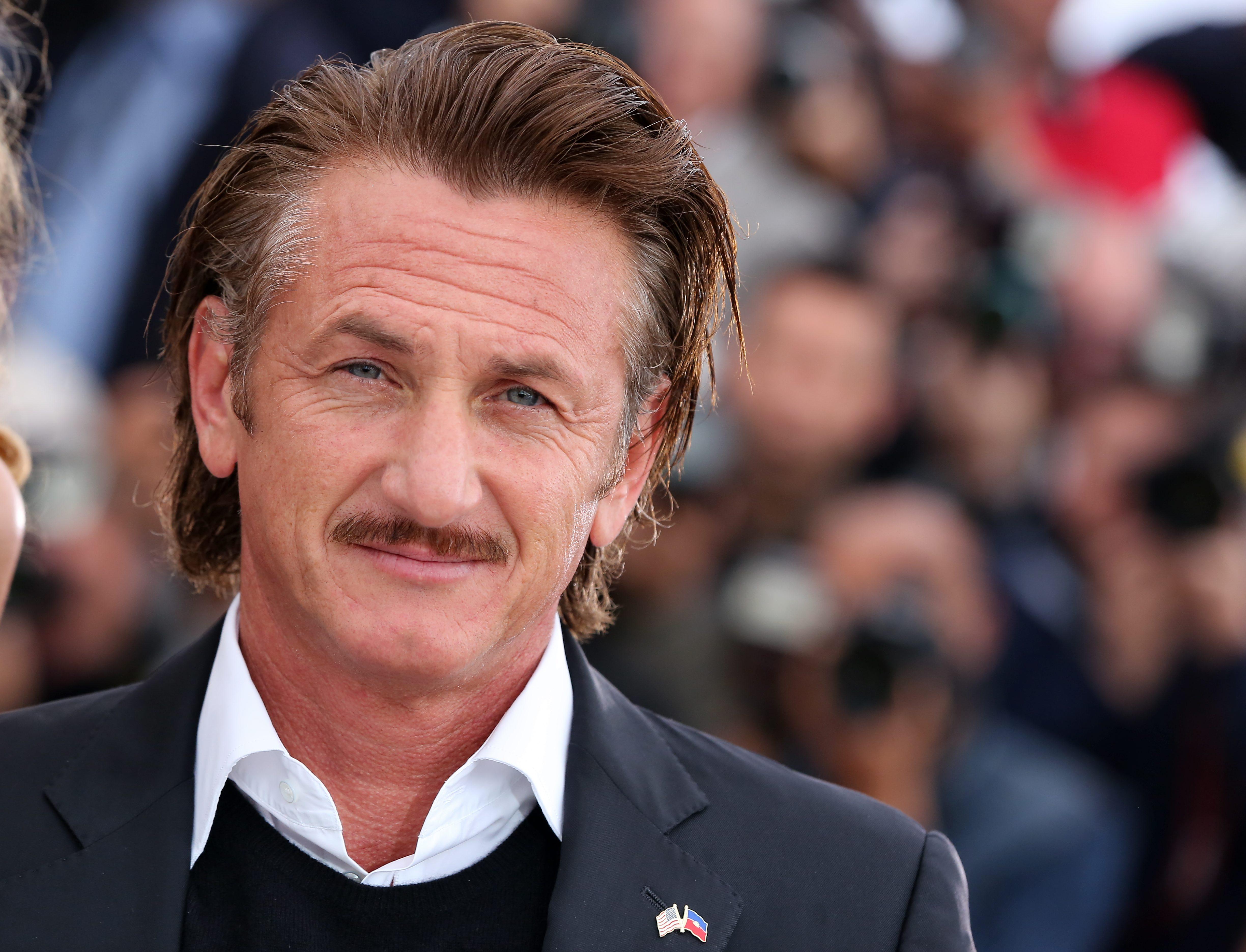 Sean Penn, ambasador pentru legalizarea frunzelor de coca in Bolivia