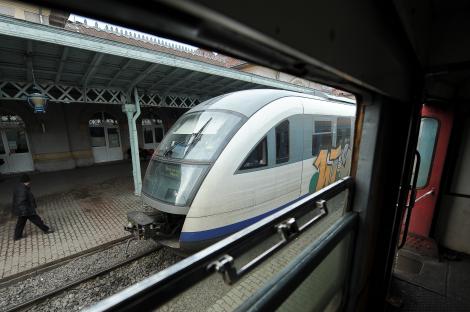Italia: O romanca a murit dupa ce a fost lovita de tren. Oamenii legii au demarat ancheta
