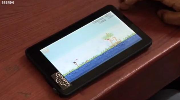 Indienii au lansat cea mai ieftina tableta din lume. Costa doar 20 de dolari