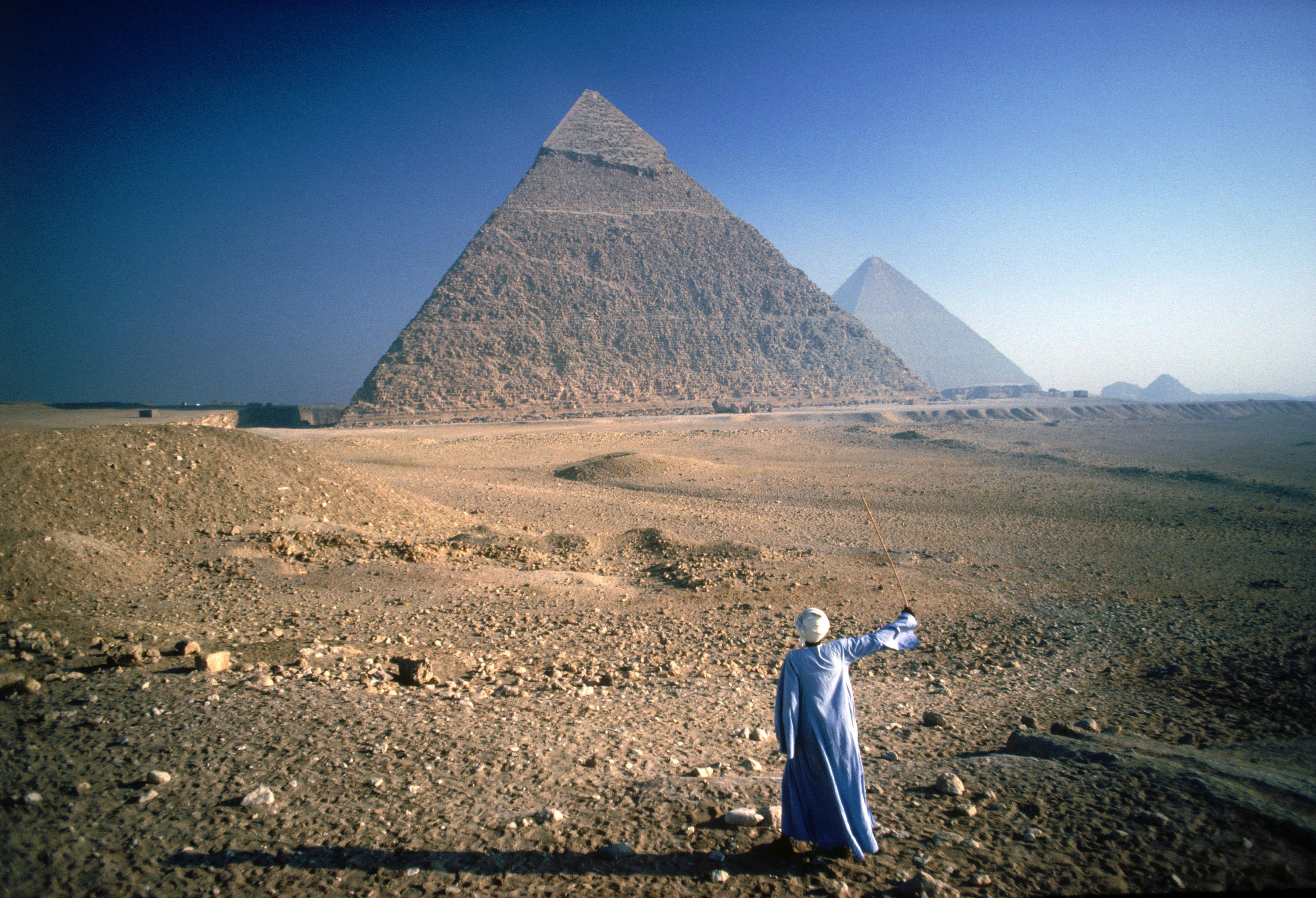 Un seic din Egipt cere distrugerea Sfinxului si a piramidelor