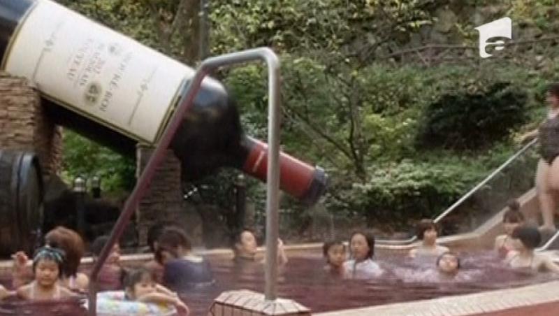 Licoare frantuzeasca, marketing japonez: Scaldatul in vin, o traditie care vinde bine