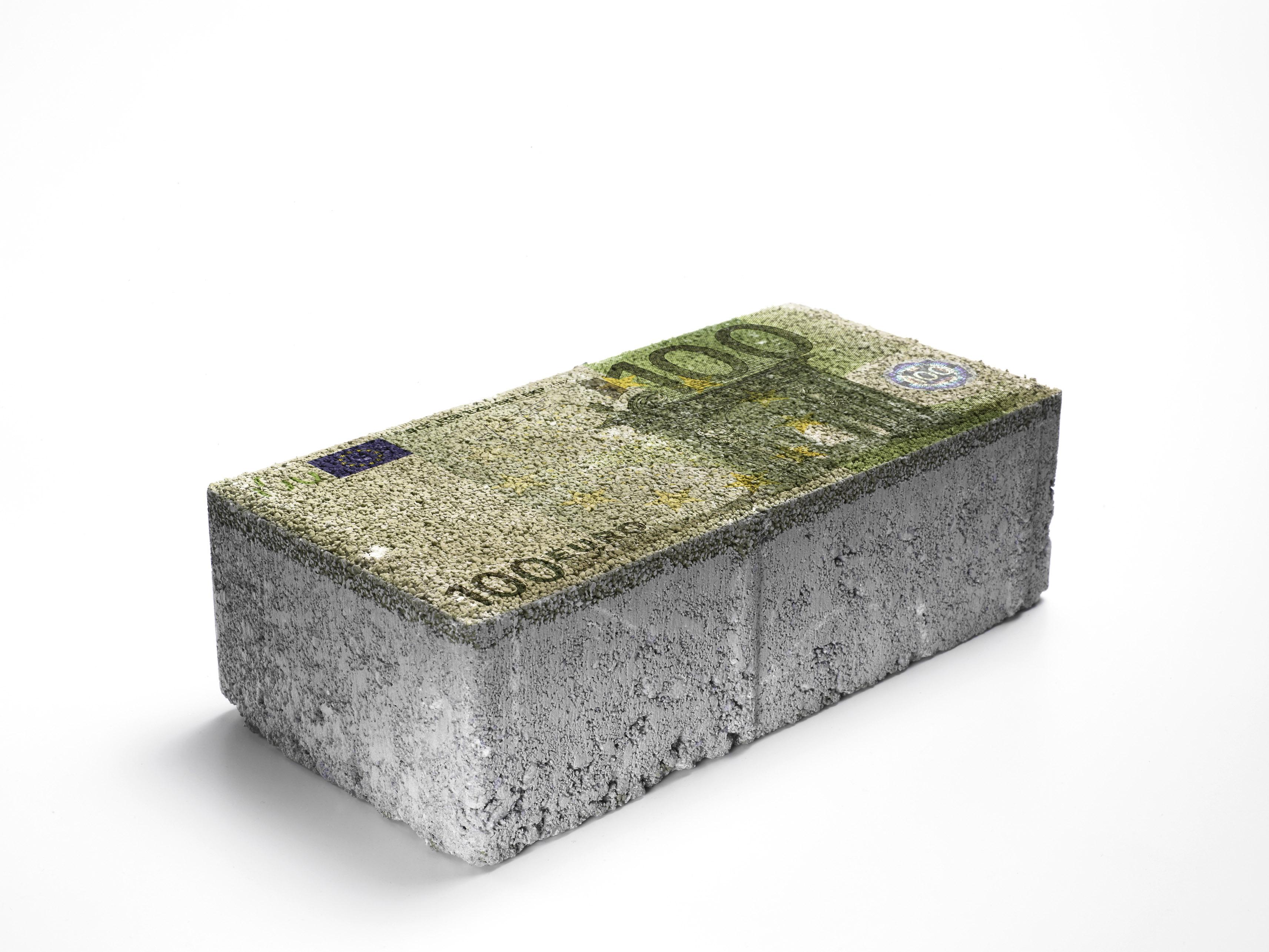 Miza summitului de la Consiliul European, la care participa presedintele Traian Basescu