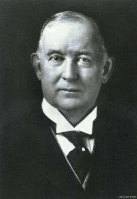 Inventatorul tigarilor, responsabil de moartea a 100 de milioane de persoane? De la o mica afacere, la o industrie globala