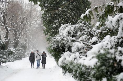 Zapada vine din Decembrie! Cum va fi vremea de Sarbatori