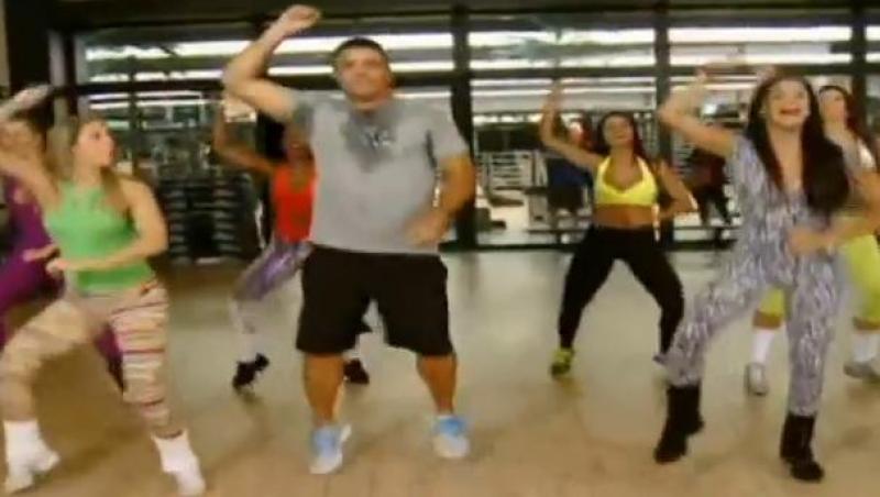 VIDEO! Ronaldo slabeste pe ritmuri de Gangnam Style