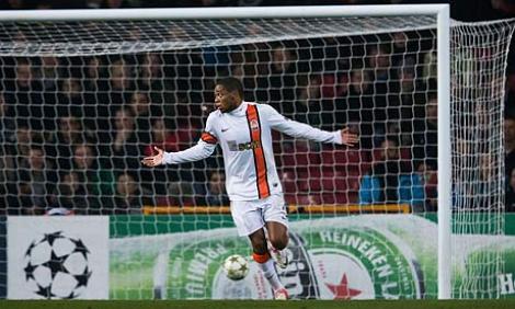 Atacantul lui Sahtior, Luiz Adriano, risca sa fie sanctionat de UEFA pentru golul antisportiv marcat cu FC Nordsjelland