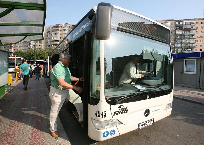 RATB va reorganiza traseele din zona centrala cu ocazia Zilei Nationale a Romaniei