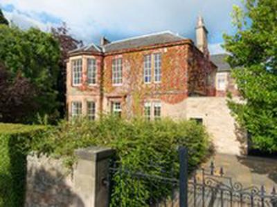 O casa in care a locuit autoarea seriei "Harry Potter", a fost vanduta cu aproape 3 milioane de dolari