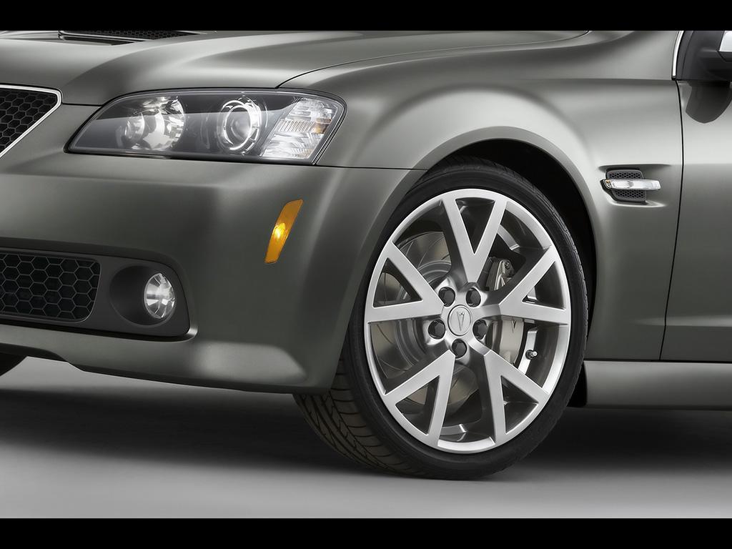 Un american a fost amendat dupa ce s-a calcat singur cu masina