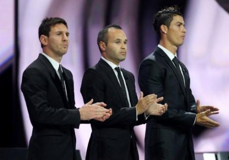 Ronaldo, Messi si Iniesta se bat pentru Balonul de Aur 2012