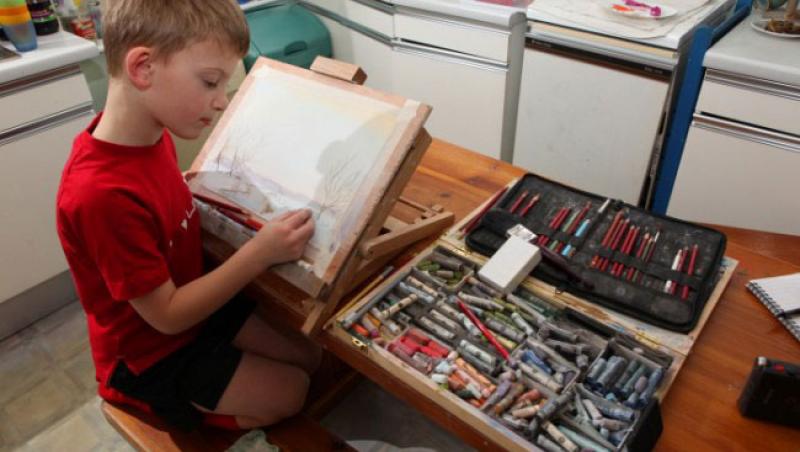 Mini Monet - baietelul de zece ani care a strans un milion de euro din pictura