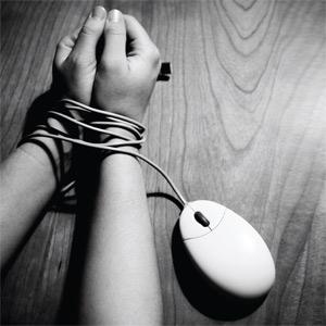 15 semne care iti spun daca esti dependent de retelele de socializare