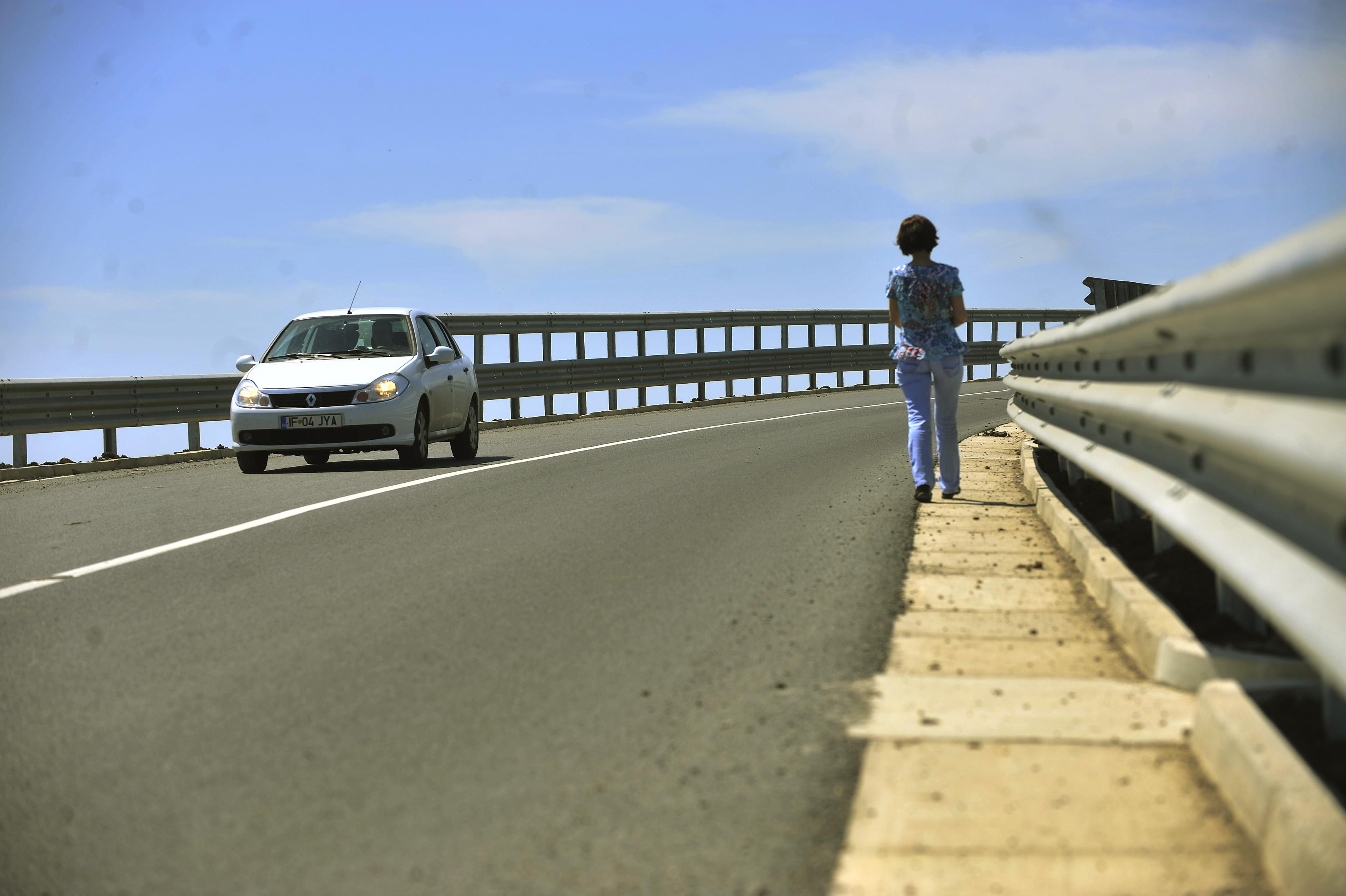 CNADNR a intrerupt din nou procedura de demarare a lucrarilor la autostrada Comarnic-Brasov