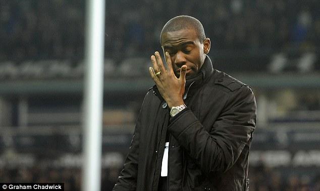 Video Emotionant! Muamba s-a intors pe stadionul unde era sa-si piarda viata