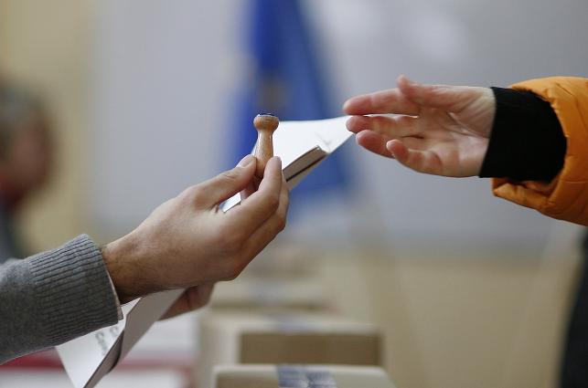 Timis: Un fost mecanic a ajuns senator din partea PP-DD