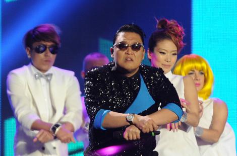 Un barbat din Marea Britanie a murit dansand "Gangnam Style"